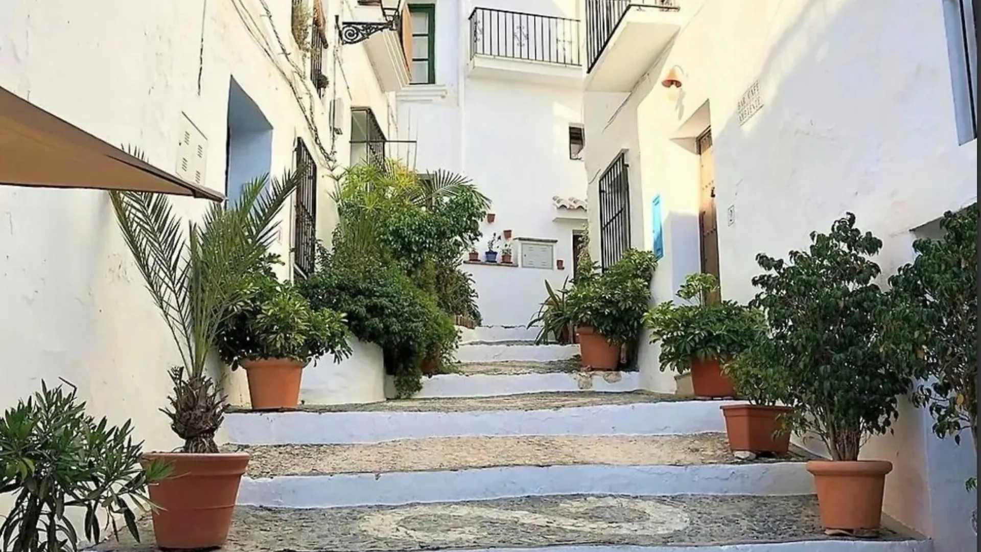 Villa El Dorado B&B And Wellness Компета 0*,