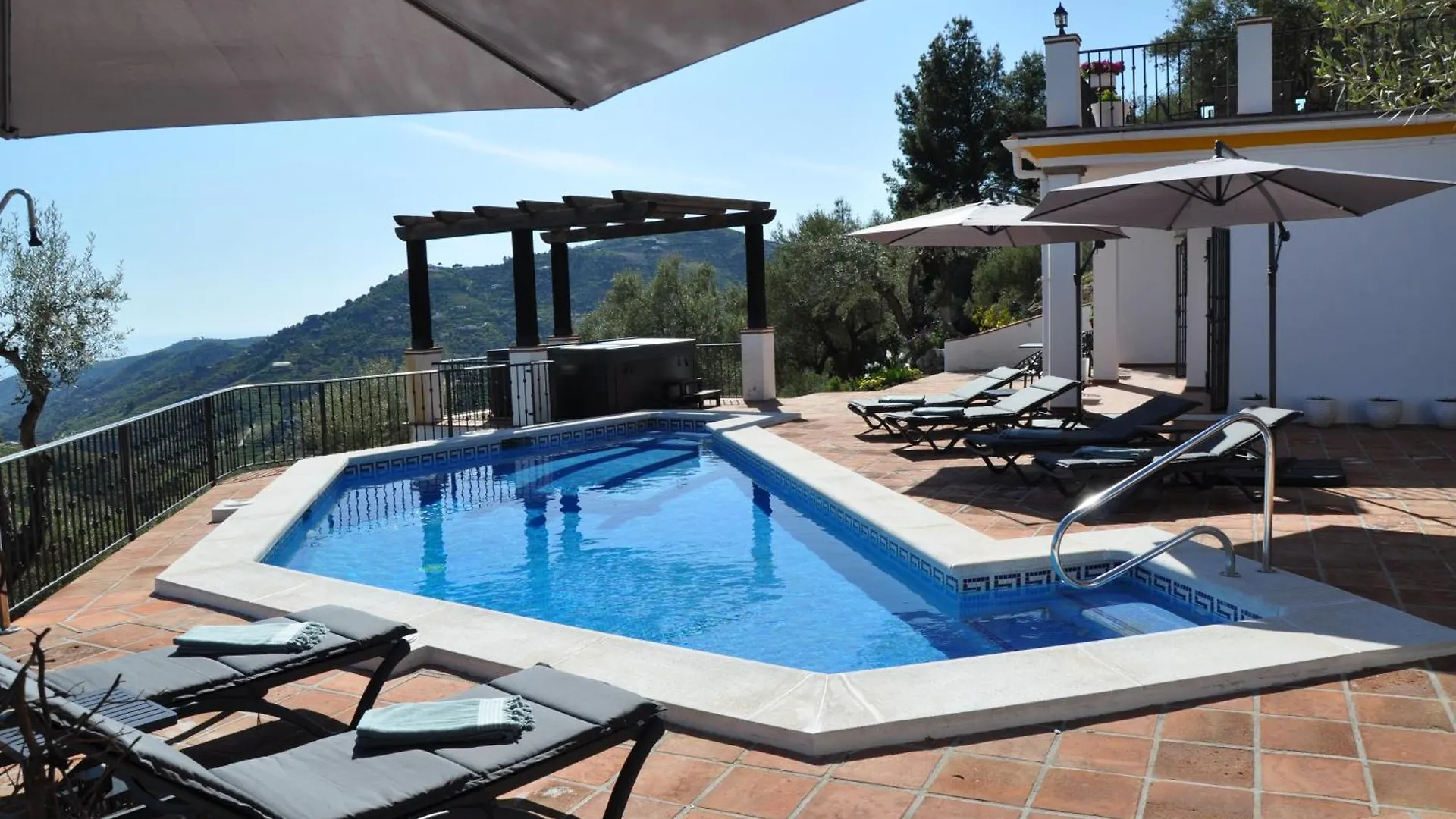 Villa El Dorado B&B And Wellness Компета
