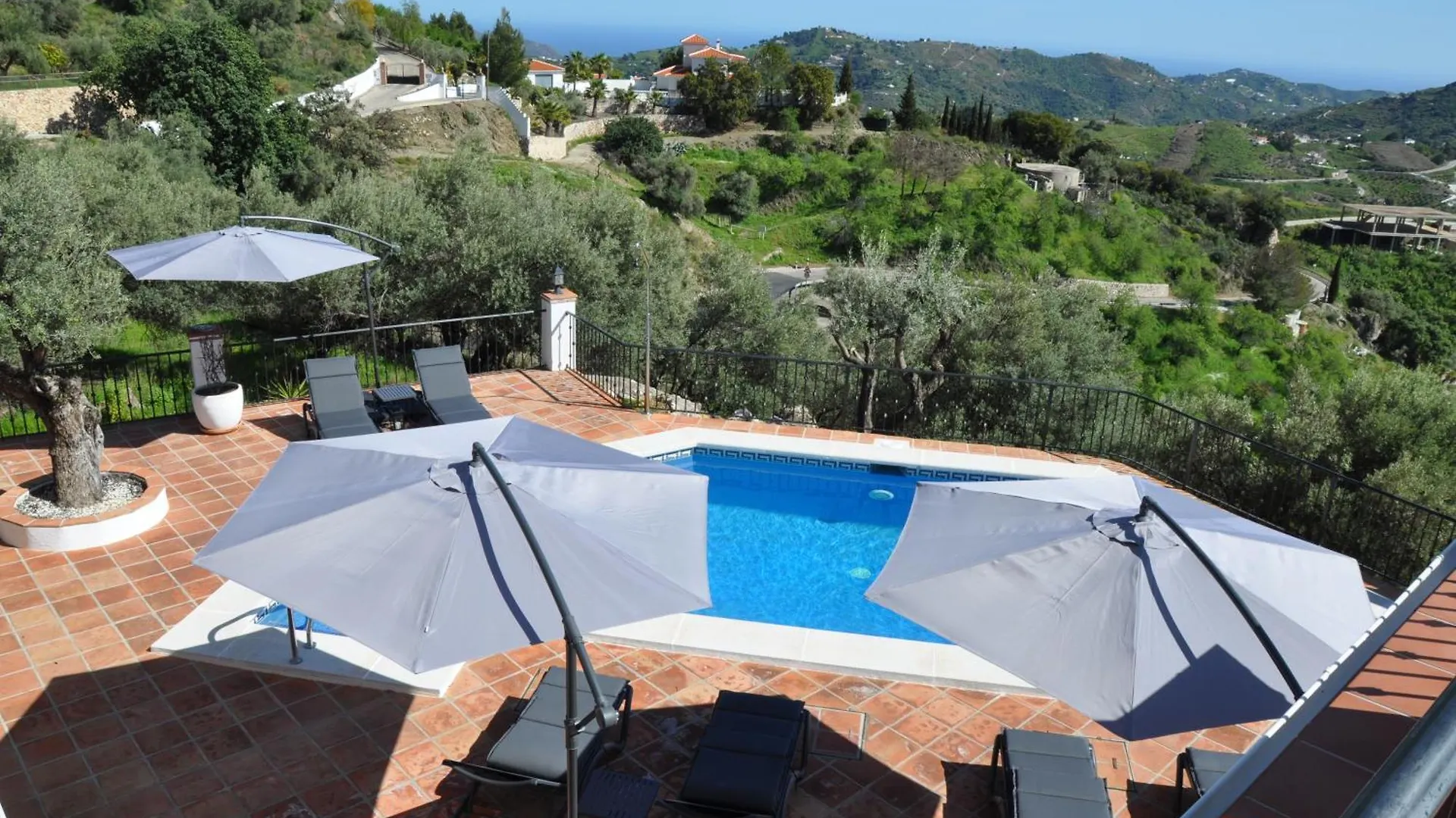 Villa El Dorado B&B And Wellness Компета
