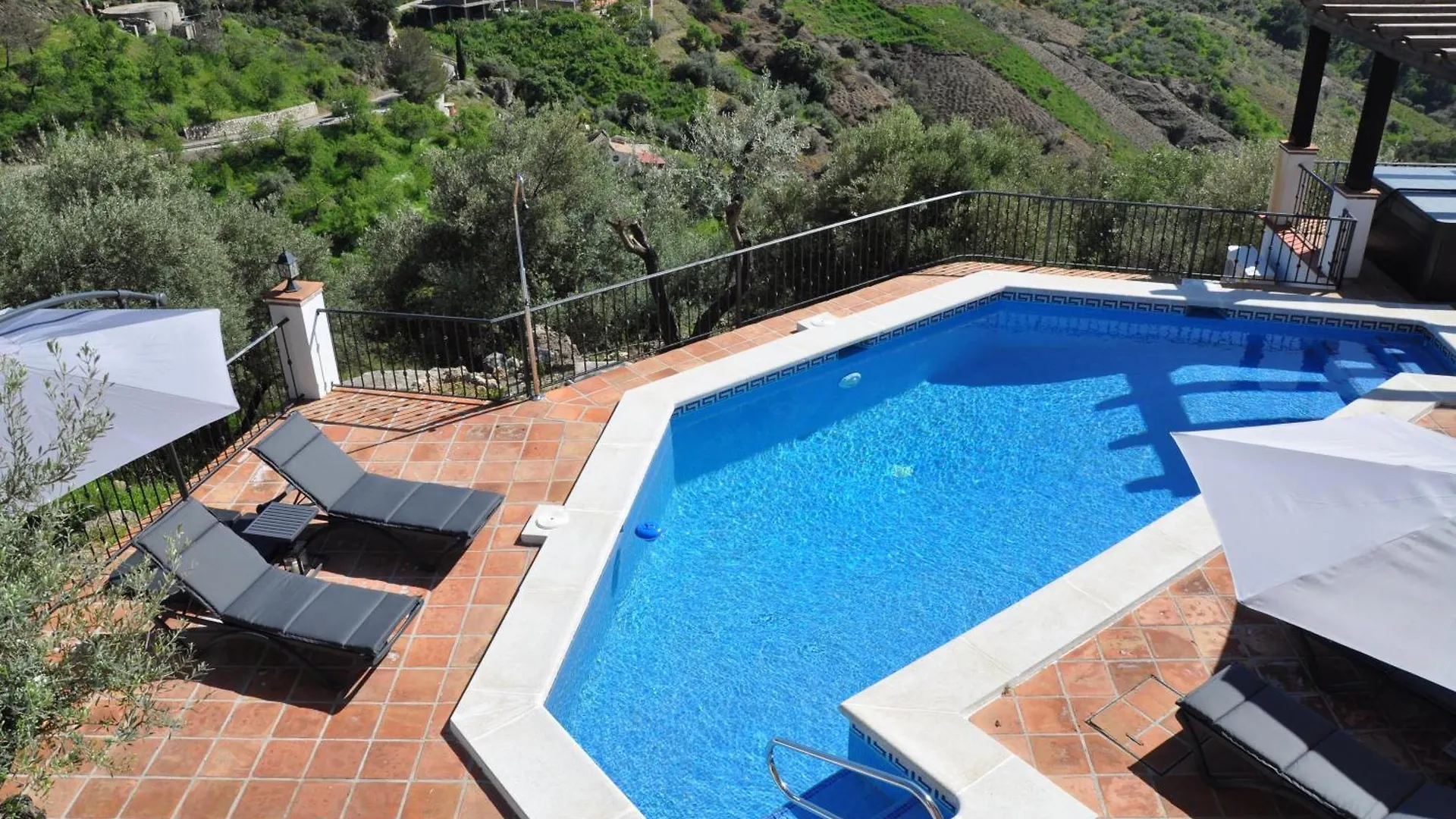 Bed & Breakfast Villa El Dorado B&B And Wellness Cómpeta