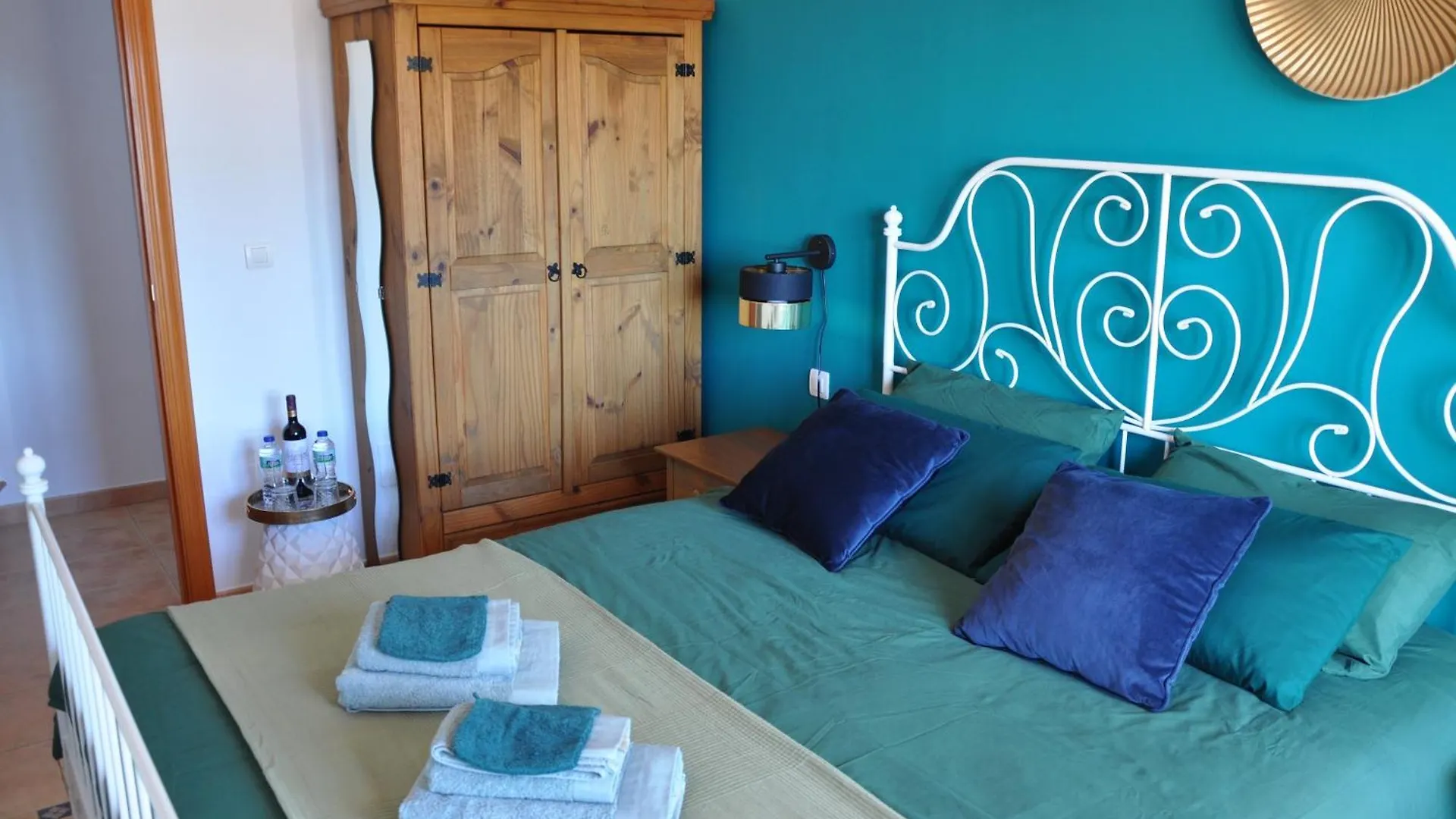 Villa El Dorado B&B And Wellness Cómpeta