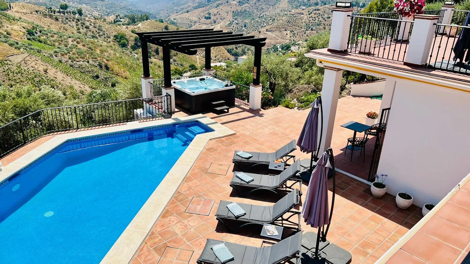 Villa El Dorado B&B And Wellness Компета