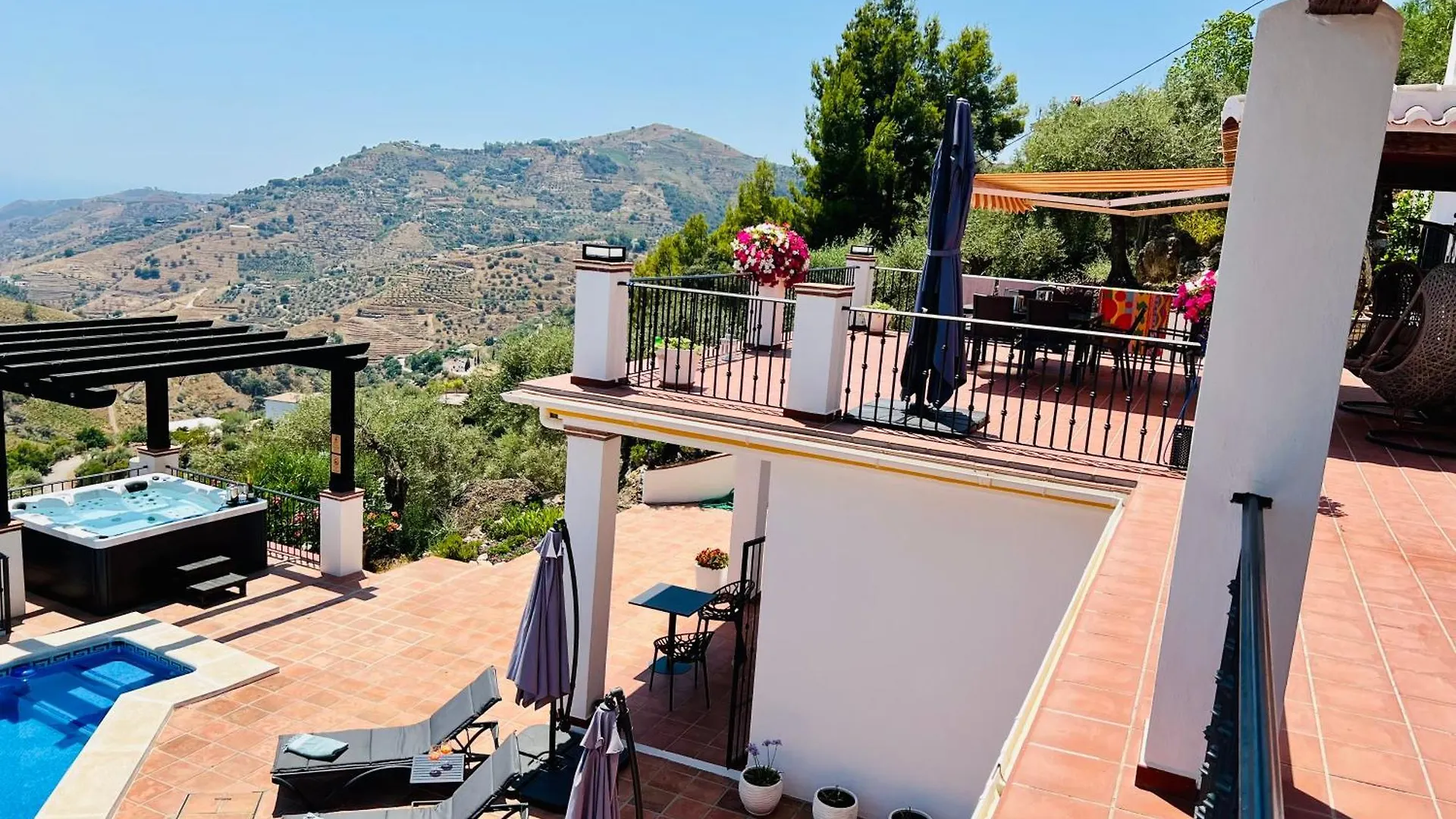 Villa El Dorado B&B And Wellness Компета 0*,